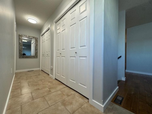 4316 18 Avenue, Edson, AB - Indoor Photo Showing Other Room