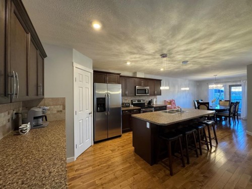 4316 18 Avenue, Edson, AB - Indoor Photo Showing Kitchen