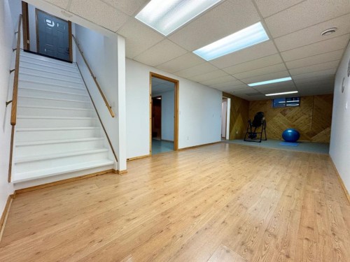 28 Steward Drive, Whitecourt, AB - Indoor