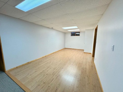 28 Steward Drive, Whitecourt, AB - Indoor