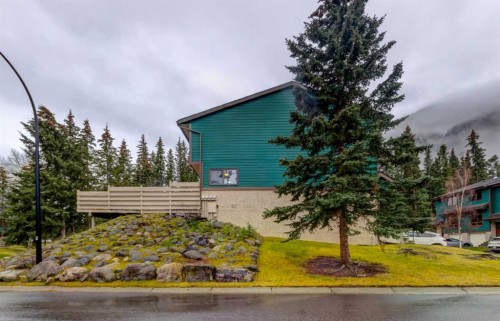 116 Nahanni Drive, Banff, AB - Outdoor