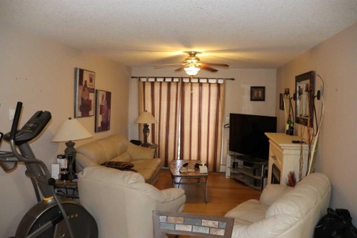 305-5037 7 Avenue, Edson, AB - Indoor