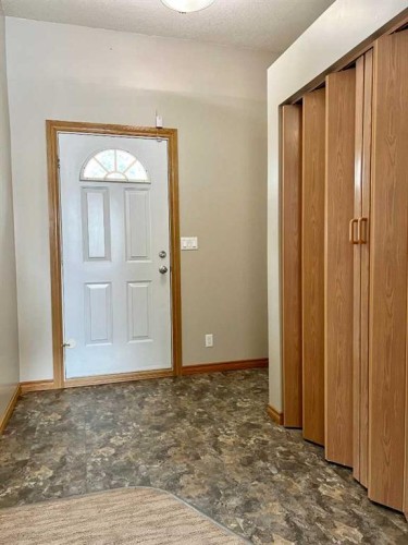 4228 8 Avenue, Edson, AB - Indoor Photo Showing Other Room