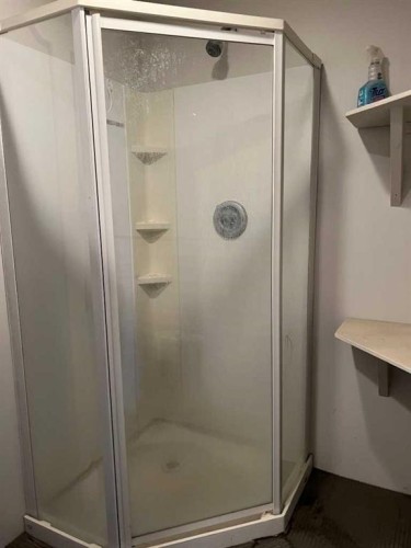 114 1 Avenue, Fox Creek, AB 