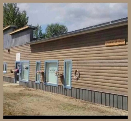 5006 50 Avenue, Peers, AB 