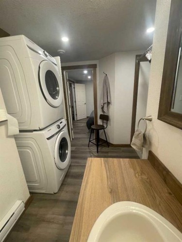 5006 50 Avenue, Peers, AB 