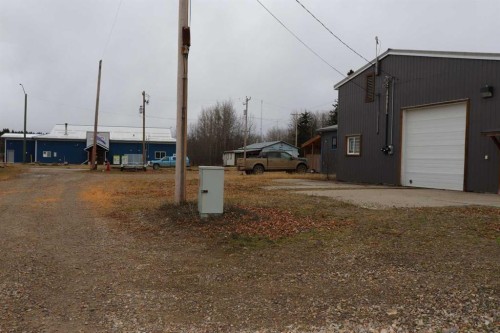 5006 50 Avenue, Peers, AB 