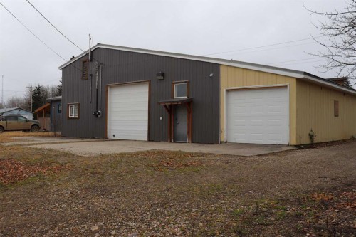 5006 50 Avenue, Peers, AB 