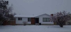 605 6 Avenue NE Slave Lake, AB T0G 2A2