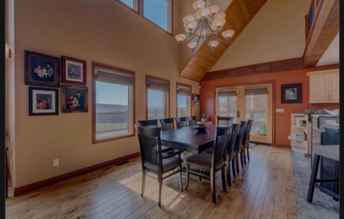593068 Range Road 124, Rural Woodlands County, AB - Indoor Photo Showing Dining Room