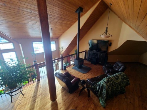 593068 Range Road 124, Rural Woodlands County, AB - Indoor Photo Showing Other Room