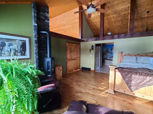 593068 Range Road 124, Rural Woodlands County, AB - Indoor