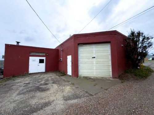 515 50 Street, Edson, AB 