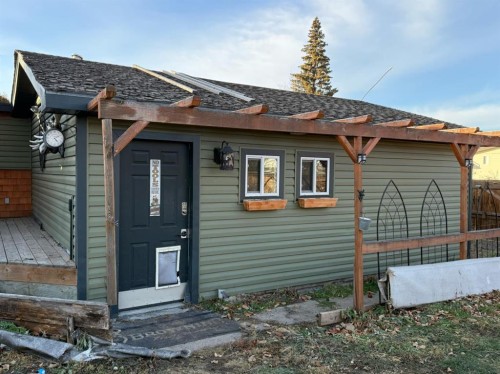 19 Kallbom Crescent, Whitecourt, AB - Outdoor