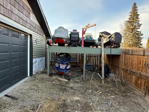 19 Kallbom Crescent, Whitecourt, AB - Outdoor