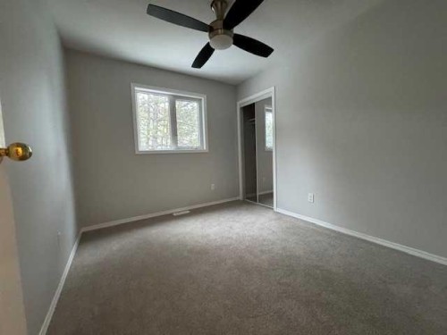 5226 18 Avenue, Edson, AB - Indoor Photo Showing Other Room