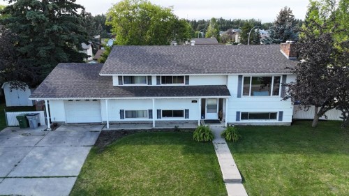 5301 15 Ave, Edson, AB - Outdoor With Facade