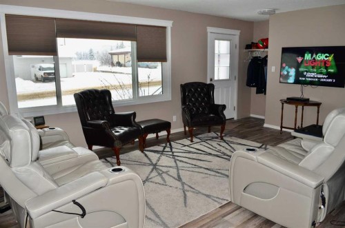 4803 45 Avenue, Athabasca, AB - Indoor