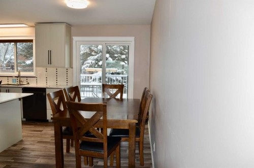 4803 45 Avenue, Athabasca, AB - Indoor Photo Showing Dining Room