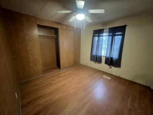 502 Kaybob Drive, Fox Creek, AB 