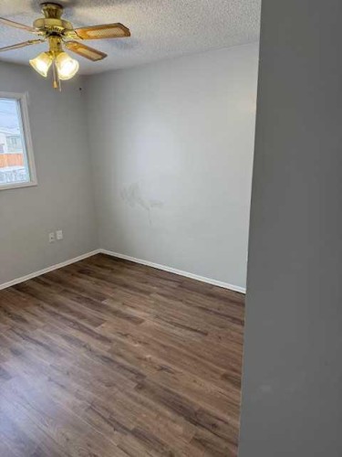 4744 57 Avenue, Whitecourt, AB - Indoor Photo Showing Other Room