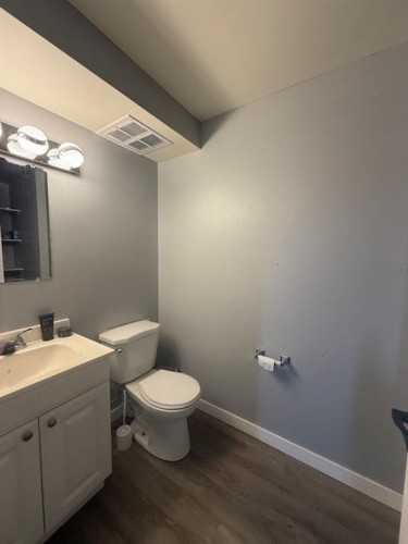 65 Atkinson Crescent, Whitecourt, AB - Indoor Photo Showing Bathroom