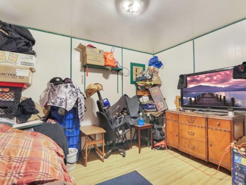 906 Main Street, Canmore, AB - Indoor