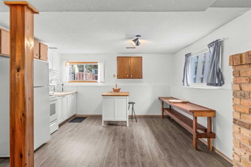 1001 9Th Avenue, Canmore, AB - Indoor