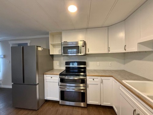 45 Riverside Trailer Court, Whitecourt, AB 