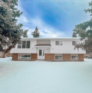 4609 47 Street  Mayerthorpe, AB T0E 1N0