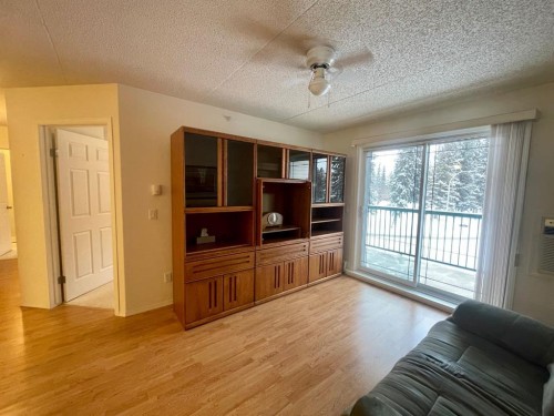 206-777 48 Street, Edson, AB - Indoor