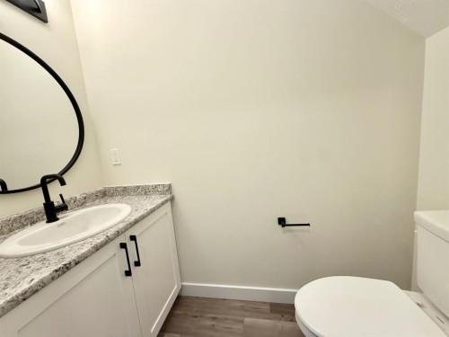 328C Boutin Avenue, Hinton, AB - Indoor Photo Showing Bathroom