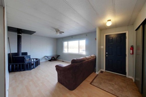 32 1 Street, Kinuso, AB - Indoor