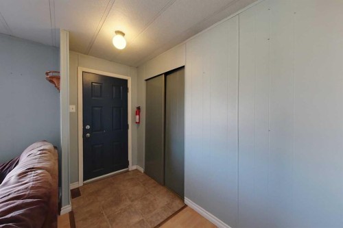 32 1 Street, Kinuso, AB - Indoor Photo Showing Other Room