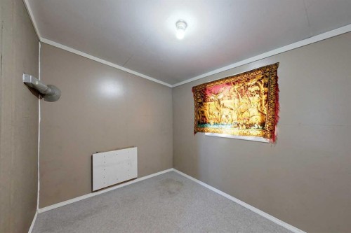 32 1 Street, Kinuso, AB - Indoor Photo Showing Other Room