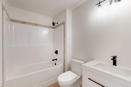 23 Riverdale Bend, Whitecourt, AB - Indoor Photo Showing Bathroom