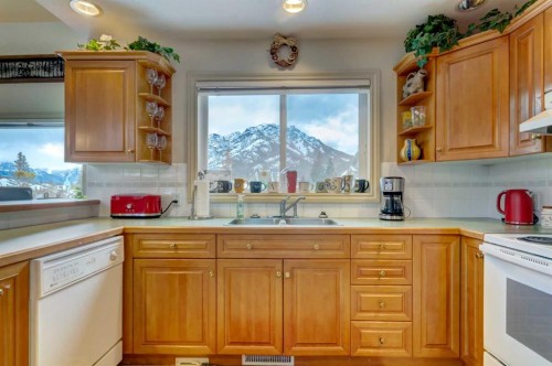 A-510 Wolf Street, Banff, AB - Indoor Photo Showing Kitchen With Double Sink