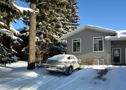 425 70 STREET  Edson, AB T7E 1T9