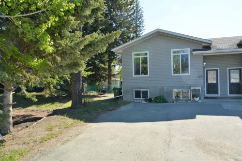 425 70 Street, Edson, AB - Outdoor