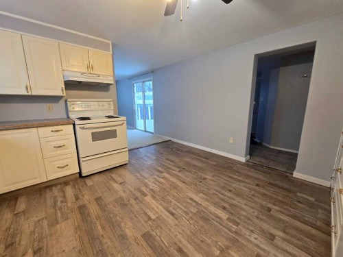 15-810 56 Street, Edson, AB 