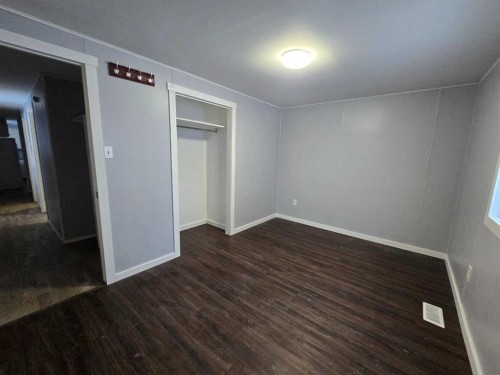 15-810 56 Street, Edson, AB 