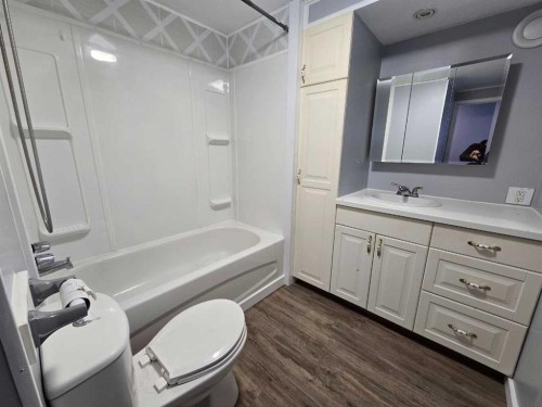 15-810 56 Street, Edson, AB 