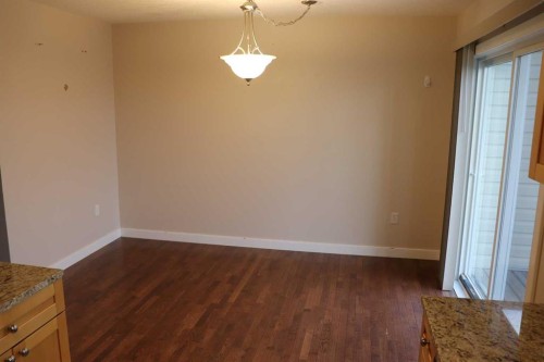 2-1616 41 Street, Edson, AB - Indoor Photo Showing Other Room