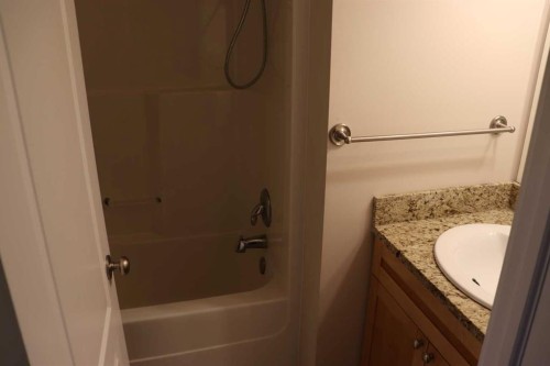 2-1616 41 Street, Edson, AB - Indoor Photo Showing Bathroom