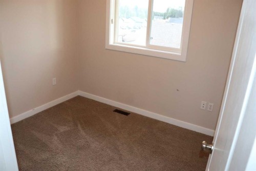 2-1616 41 Street, Edson, AB - Indoor Photo Showing Other Room