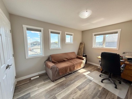 60 Pritchard Drive, Whitecourt, AB - Indoor