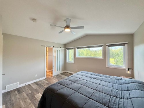 60 Pritchard Drive, Whitecourt, AB - Indoor Photo Showing Bedroom