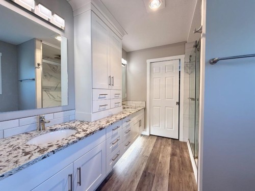 60 Pritchard Drive, Whitecourt, AB - Indoor Photo Showing Bathroom