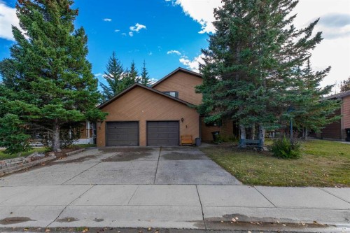 320 Collinge Road, Hinton, AB - Outdoor