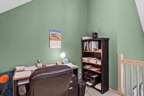 14 Antelope Lane, Banff, AB - Indoor